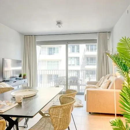 Apartamento Seaside Escape Perfect For 5 In